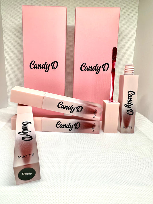 Candy D Lipgloss: Dasly-Rojo vino matte